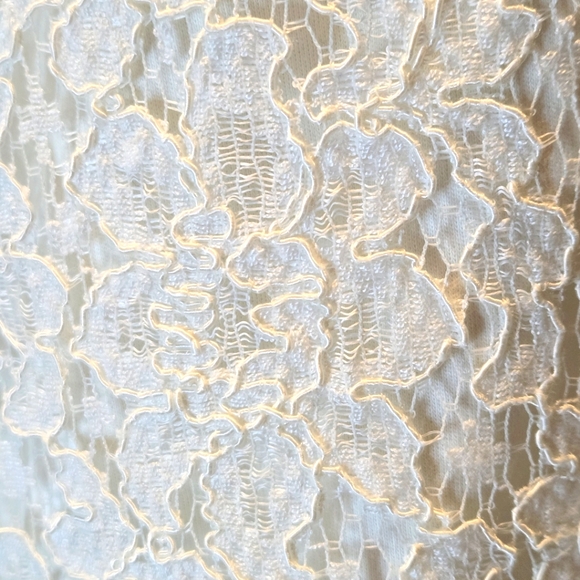 White Pearl & Lace Lisa Ashley Long Sleeve Blouse Size Medium - Picture 9 of 16